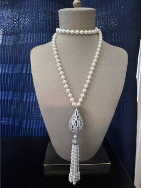 Classic White Pearl Tassel Necklace - Elegant Women's Jewelry